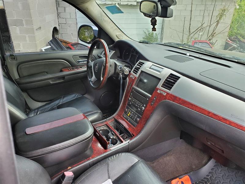 https://f005.backblazeb2.com/file/img-partshotlines-com/Inventory/EX246/Vehicle/1692_08.jpg