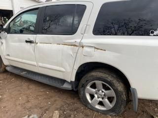 https://f005.backblazeb2.com/file/img-partshotlines-com/Inventory/EX246/Vehicle/1731_06.jpg