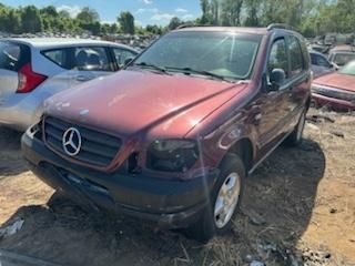 https://f005.backblazeb2.com/file/img-partshotlines-com/Inventory/EX246/Vehicle/1792_02.jpg
