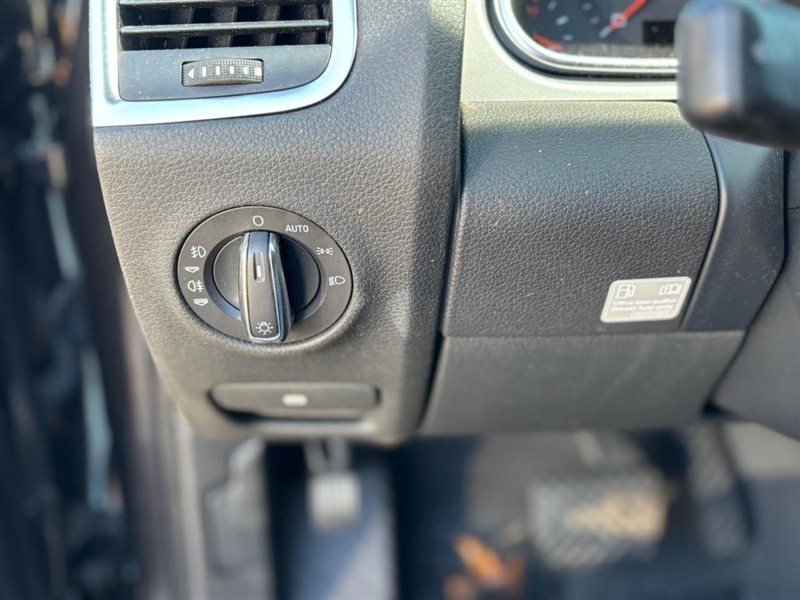 https://f005.backblazeb2.com/file/img-partshotlines-com/Inventory/EX246/Vehicle/1874_13.jpg