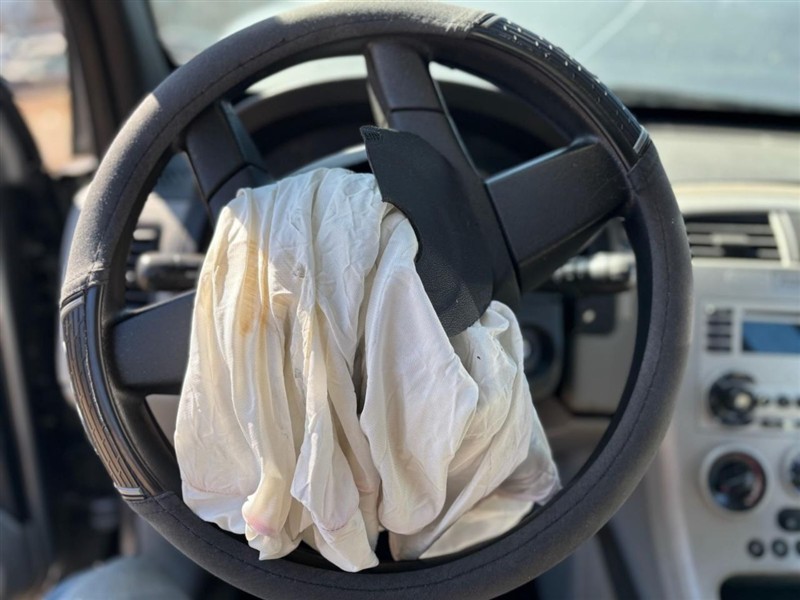 https://f005.backblazeb2.com/file/img-partshotlines-com/Inventory/EX246/Vehicle/1875_08.jpg