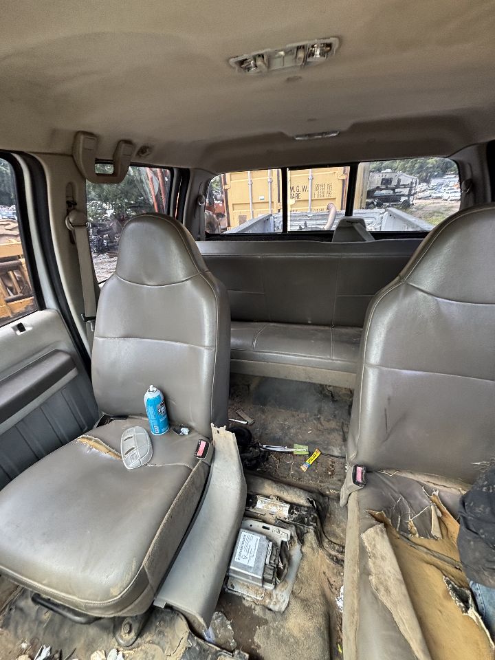 https://f005.backblazeb2.com/file/img-partshotlines-com/Inventory/EX246/Vehicle/1944_09.jpg