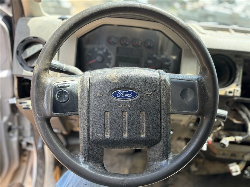 https://f005.backblazeb2.com/file/img-partshotlines-com/Inventory/EX246/Vehicle/1944_11.jpg