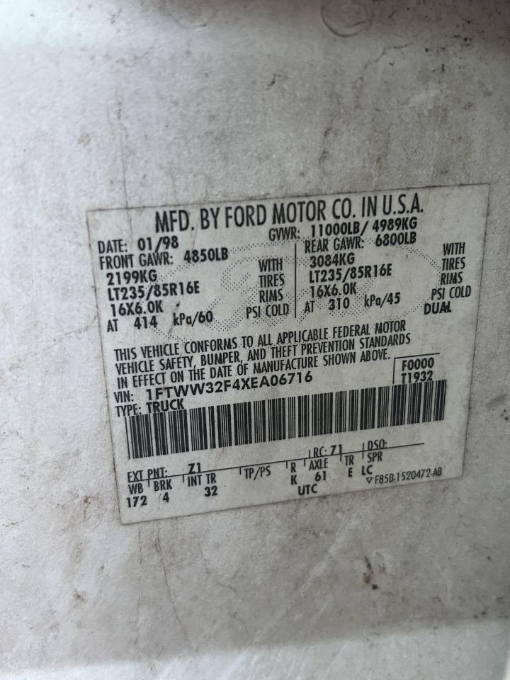 https://f005.backblazeb2.com/file/img-partshotlines-com/Inventory/EX246/Vehicle/1954_10.jpg