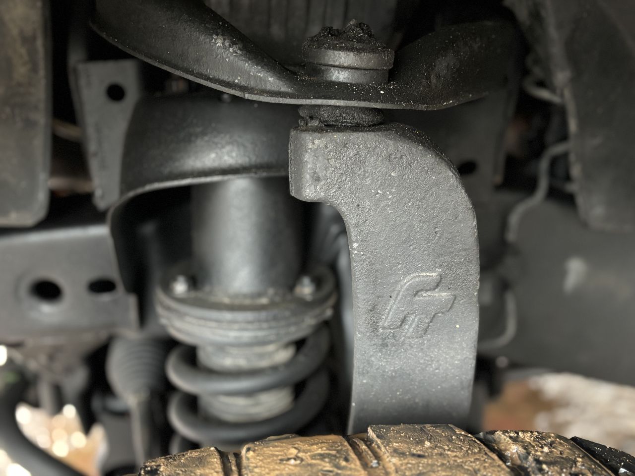 https://f005.backblazeb2.com/file/img-partshotlines-com/Inventory/EX246/Vehicle/1955_06.jpg