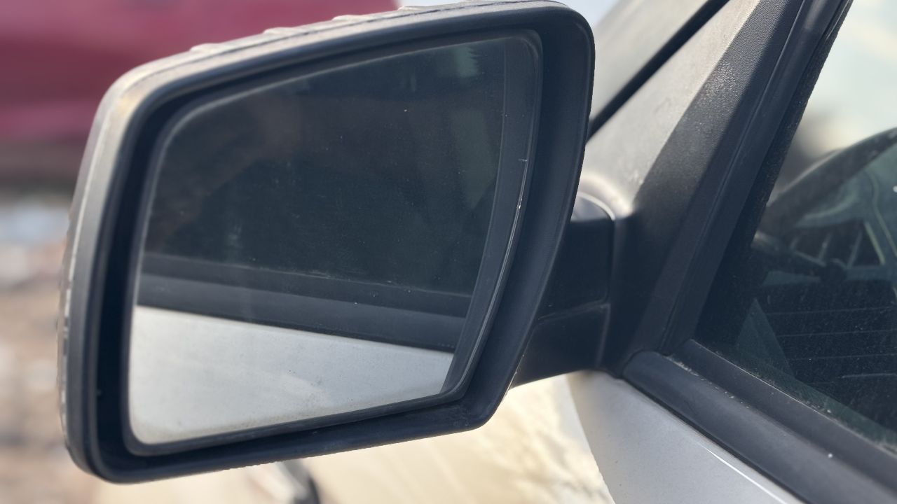 https://f005.backblazeb2.com/file/img-partshotlines-com/Inventory/EX246/Vehicle/1963_07.jpg