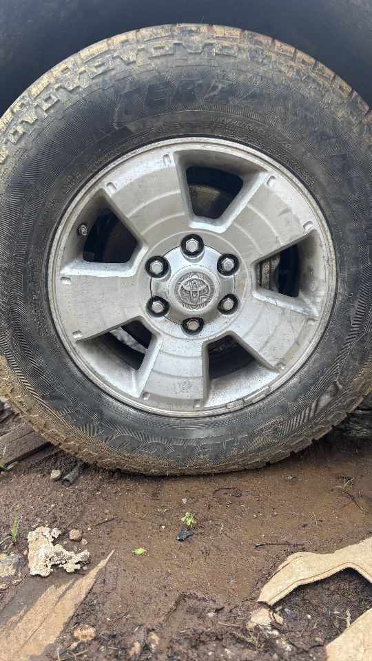 https://f005.backblazeb2.com/file/img-partshotlines-com/Inventory/EX246/Vehicle/1978_08.jpg