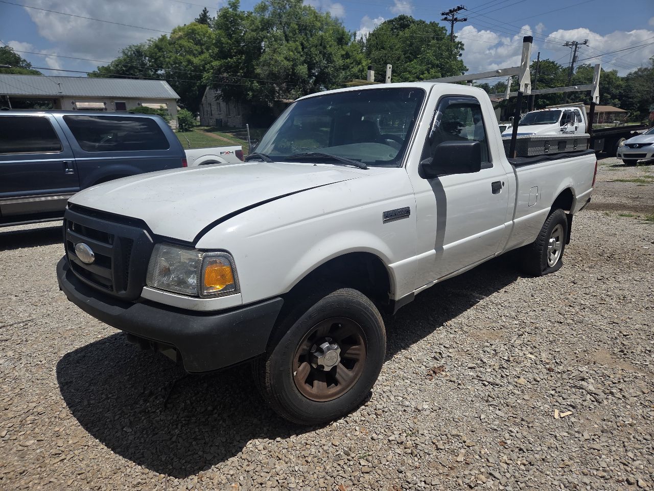 https://f005.backblazeb2.com/file/img-partshotlines-com/Inventory/EX246/Vehicle/1994_02.jpg