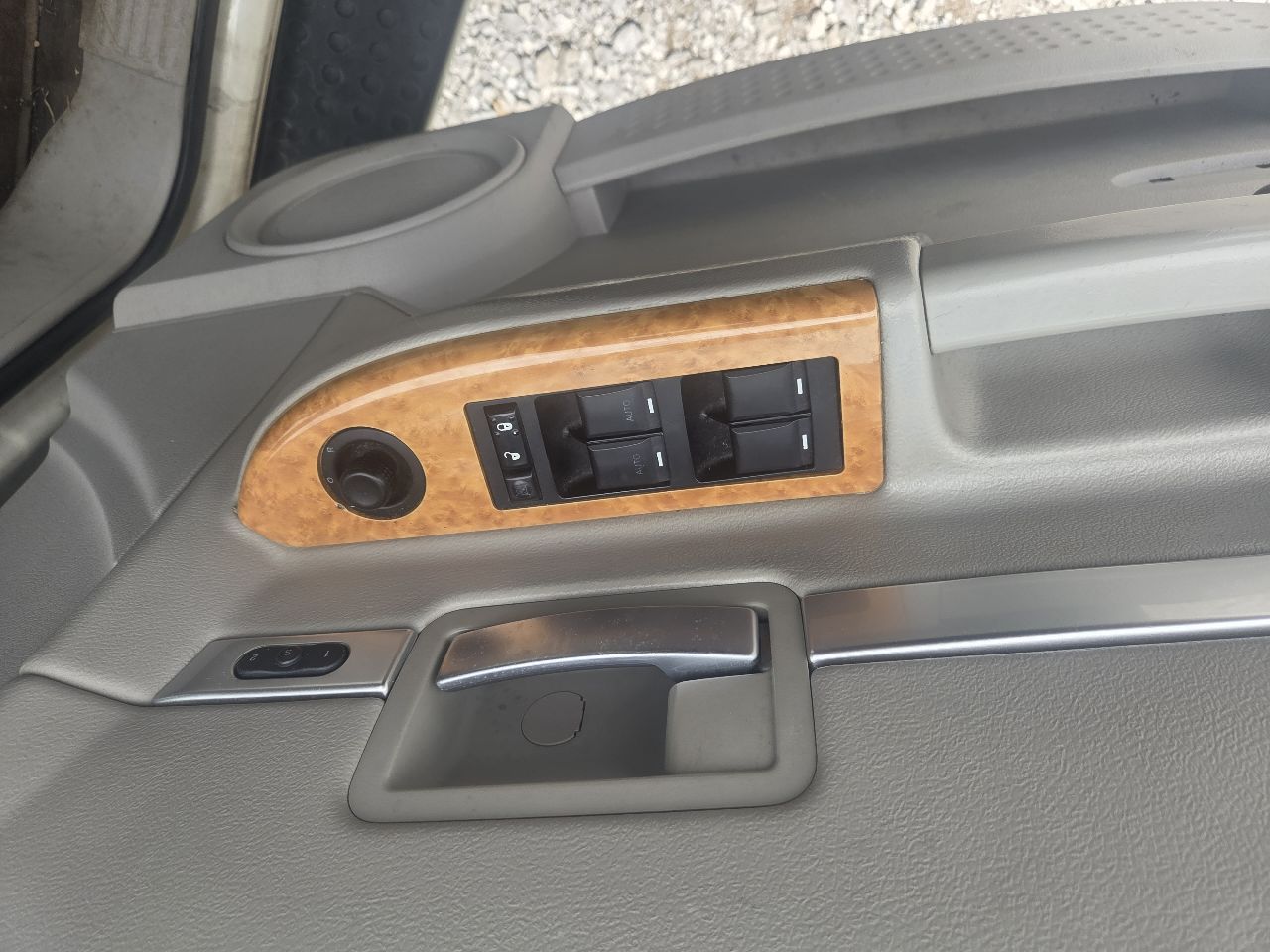 https://f005.backblazeb2.com/file/img-partshotlines-com/Inventory/EX246/Vehicle/1997_09.jpg