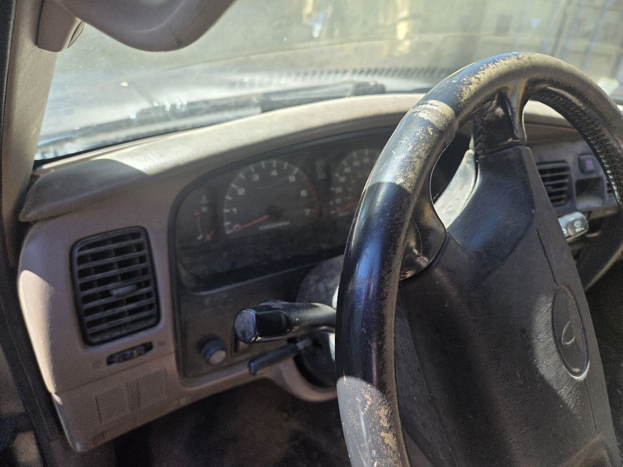 https://f005.backblazeb2.com/file/img-partshotlines-com/Inventory/EX246/Vehicle/2006_06.jpg