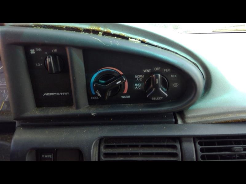 https://f005.backblazeb2.com/file/img-partshotlines-com/Inventory/EX248/Vehicle/1958_08.jpg