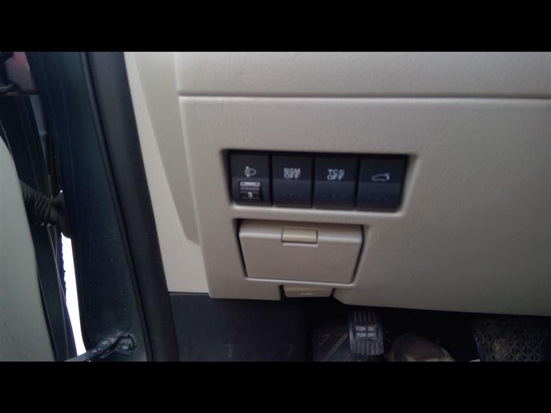 https://f005.backblazeb2.com/file/img-partshotlines-com/Inventory/EX248/Vehicle/2318_09.jpg