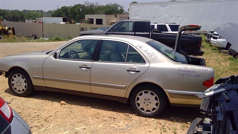 https://f005.backblazeb2.com/file/img-partshotlines-com/Inventory/EX248/Vehicle/2376_05.jpg