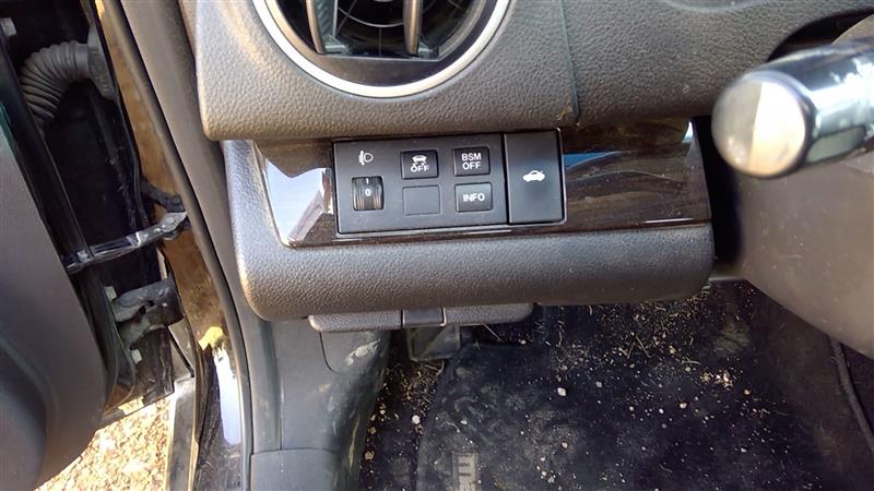https://f005.backblazeb2.com/file/img-partshotlines-com/Inventory/EX248/Vehicle/2480_12.jpg
