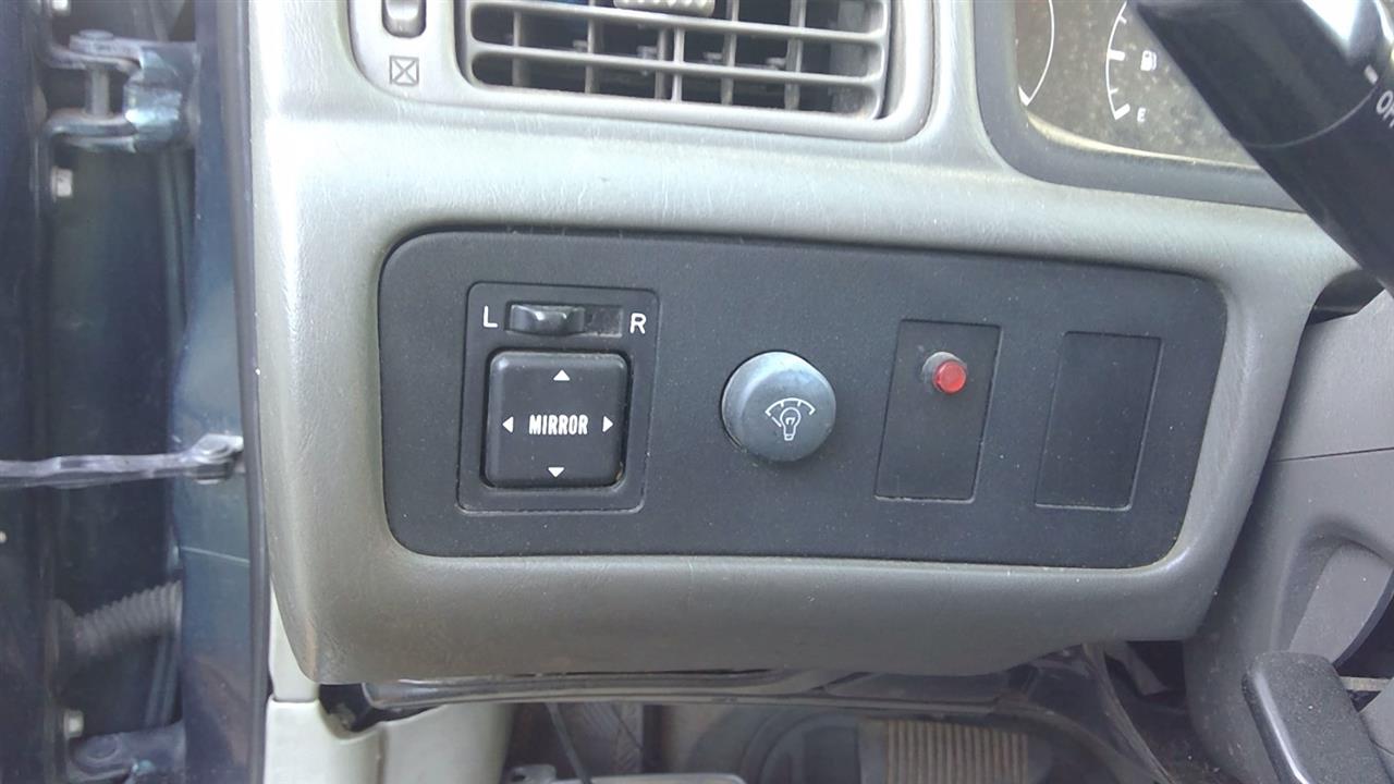 https://f005.backblazeb2.com/file/img-partshotlines-com/Inventory/EX248/Vehicle/2591_12.jpg