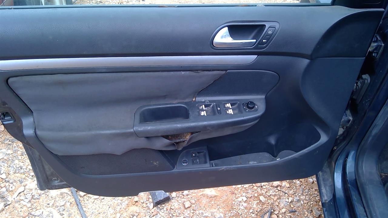 https://f005.backblazeb2.com/file/img-partshotlines-com/Inventory/EX248/Vehicle/2742_10.jpg