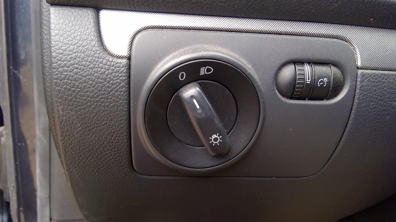 https://f005.backblazeb2.com/file/img-partshotlines-com/Inventory/EX248/Vehicle/2742_11.jpg