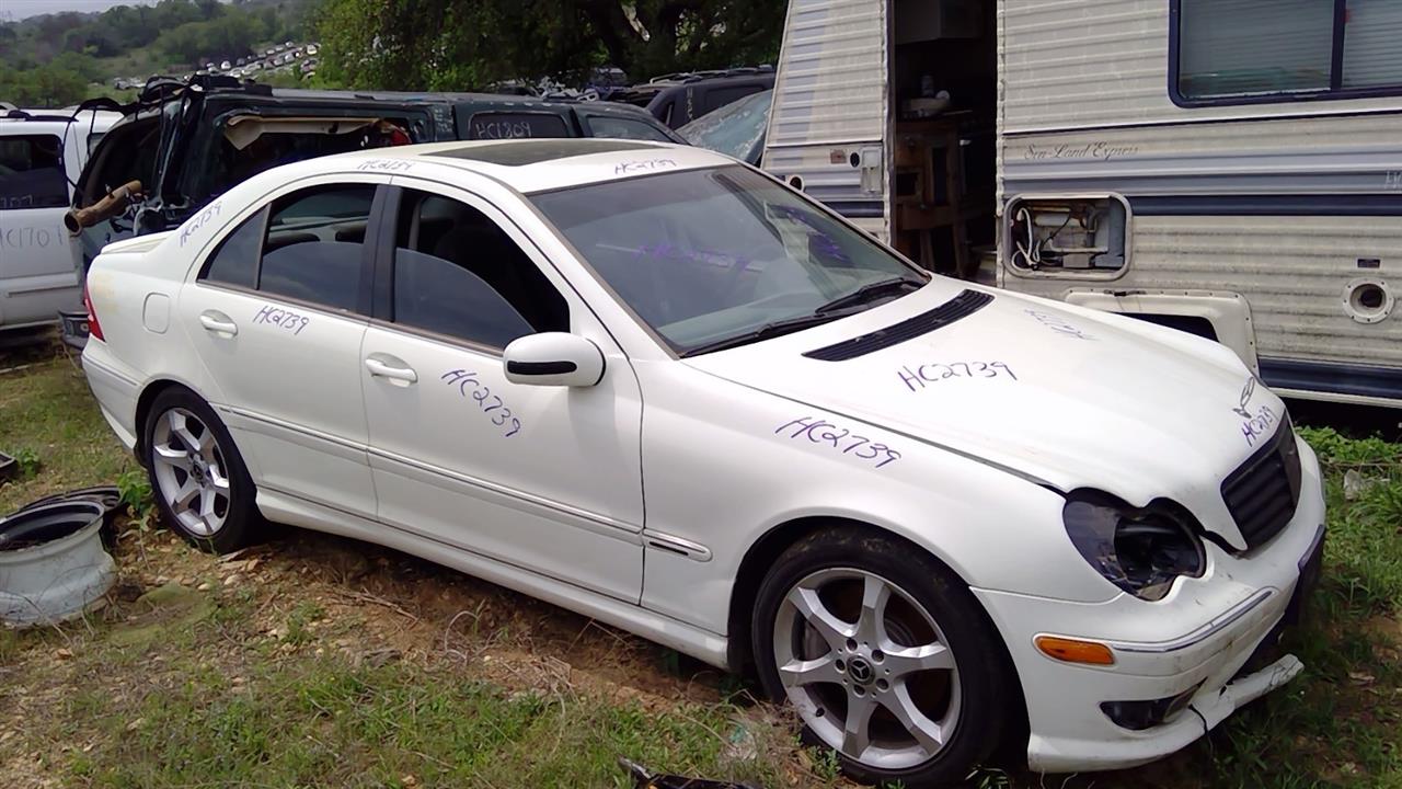 https://f005.backblazeb2.com/file/img-partshotlines-com/Inventory/EX248/Vehicle/2835_08.jpg