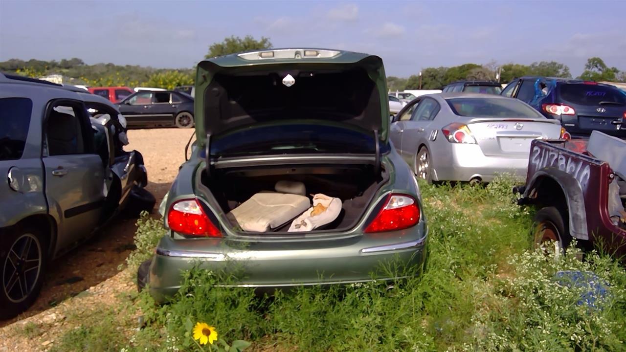 https://f005.backblazeb2.com/file/img-partshotlines-com/Inventory/EX248/Vehicle/2982_07.jpg