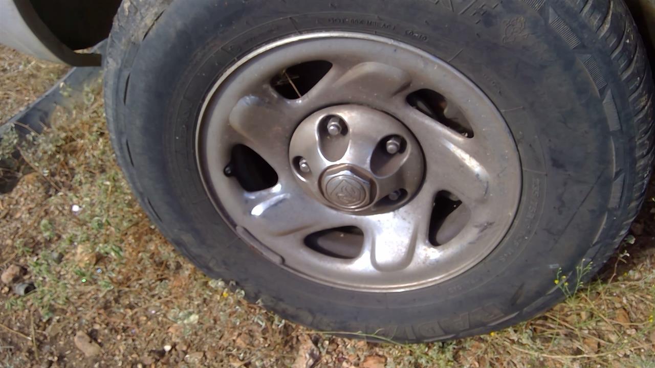 https://f005.backblazeb2.com/file/img-partshotlines-com/Inventory/EX248/Vehicle/3128_06.jpg