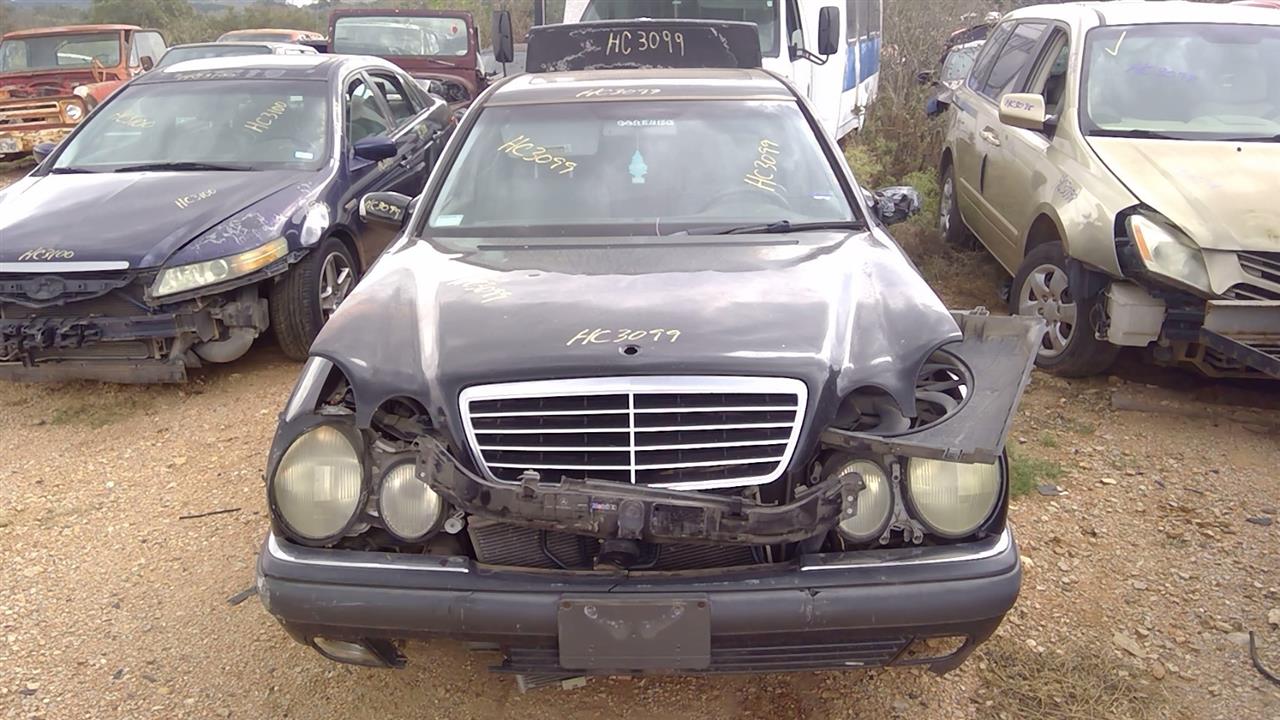 https://f005.backblazeb2.com/file/img-partshotlines-com/Inventory/EX248/Vehicle/3202_03.jpg
