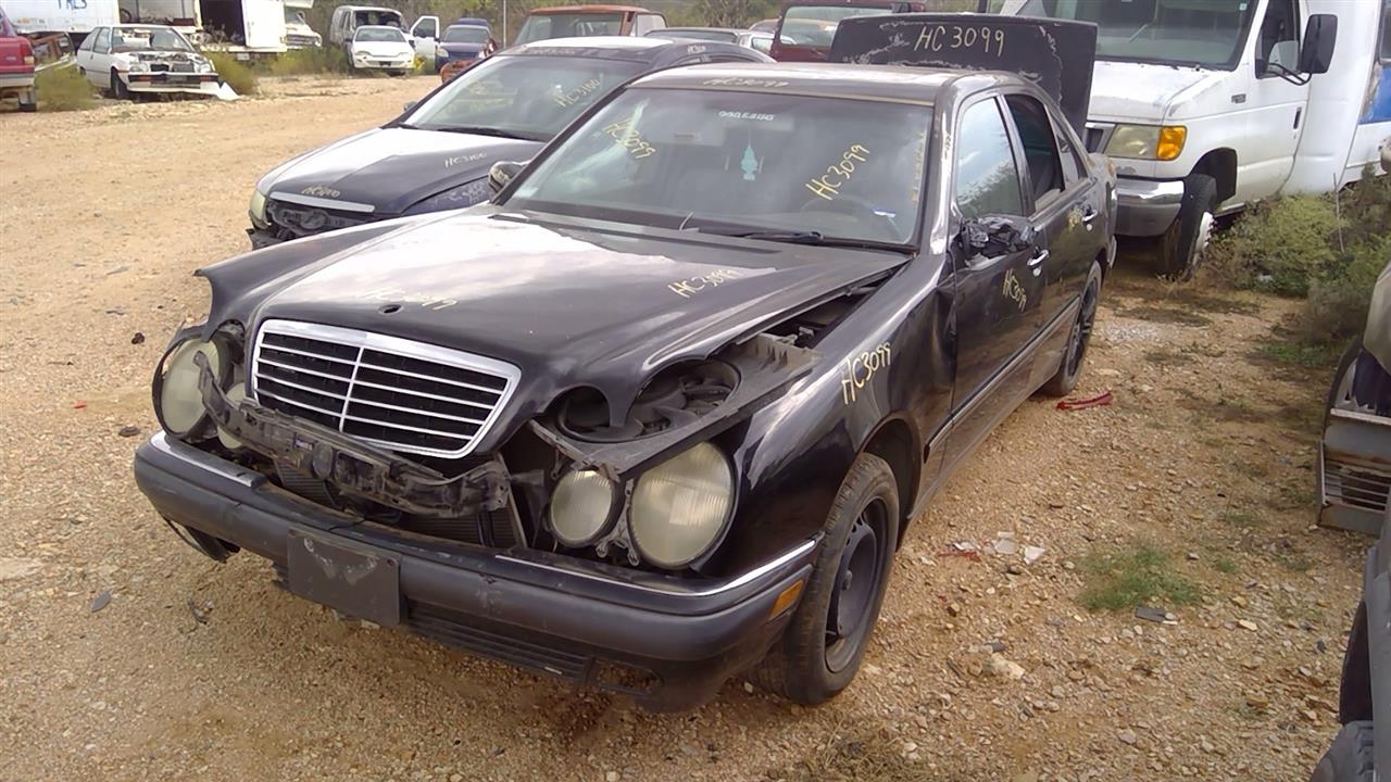 https://f005.backblazeb2.com/file/img-partshotlines-com/Inventory/EX248/Vehicle/3202_04.jpg