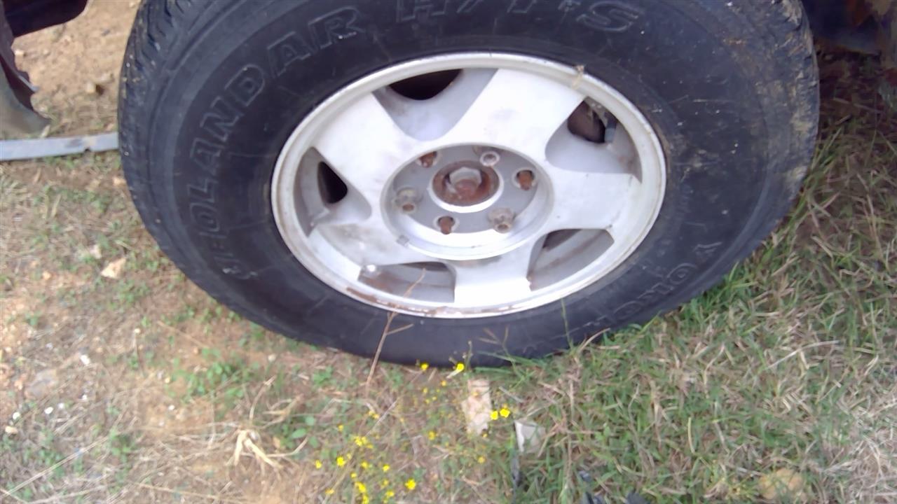 https://f005.backblazeb2.com/file/img-partshotlines-com/Inventory/EX248/Vehicle/3205_05.jpg
