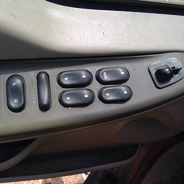 https://f005.backblazeb2.com/file/img-partshotlines-com/Inventory/EX248/Vehicle/3380_12.jpg