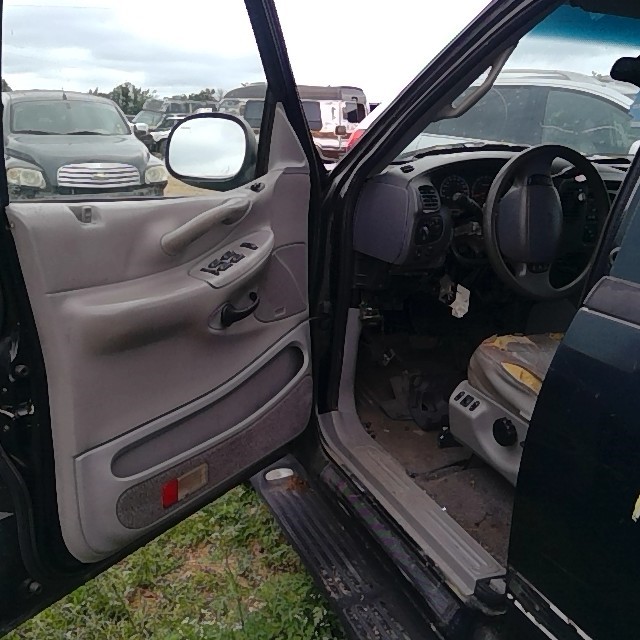 https://f005.backblazeb2.com/file/img-partshotlines-com/Inventory/EX248/Vehicle/3435_08.jpg