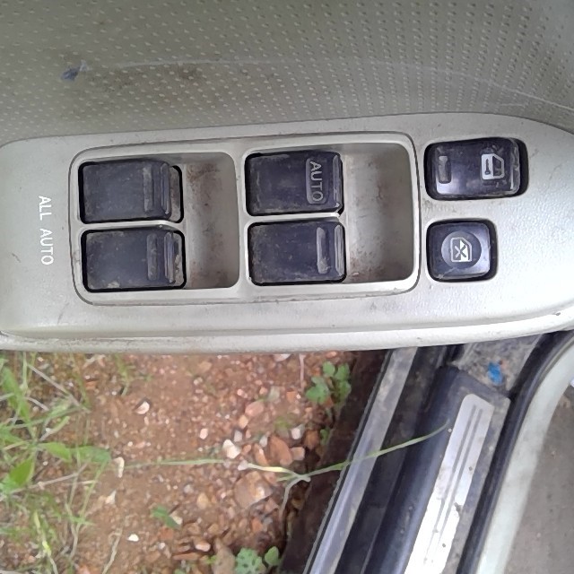 https://f005.backblazeb2.com/file/img-partshotlines-com/Inventory/EX248/Vehicle/3439_12.jpg