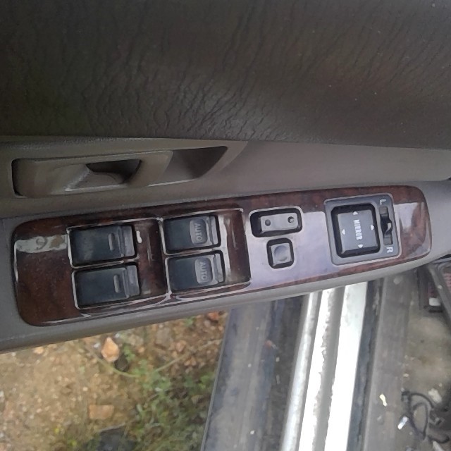 https://f005.backblazeb2.com/file/img-partshotlines-com/Inventory/EX248/Vehicle/3653_12.jpg