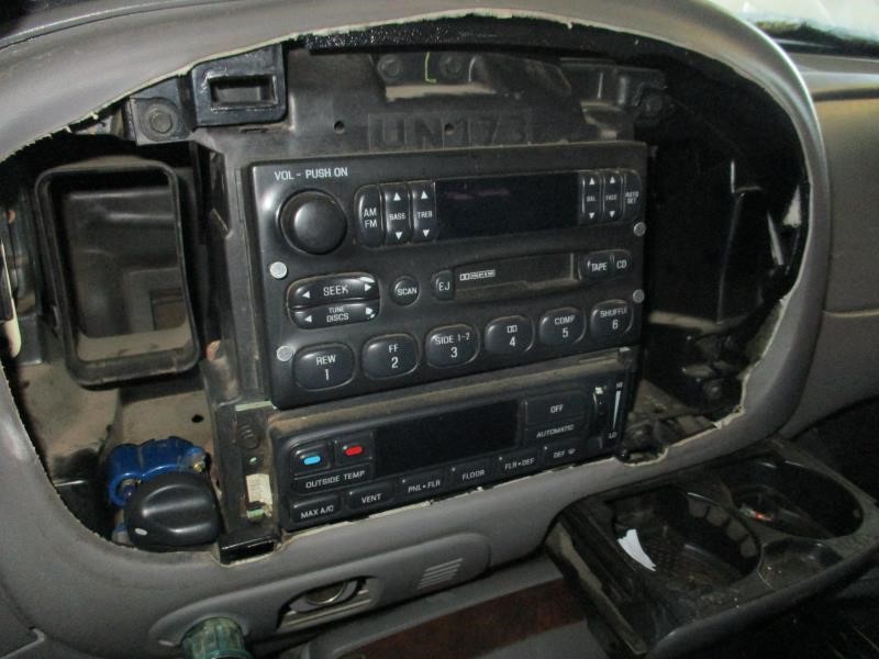 https://f005.backblazeb2.com/file/img-partshotlines-com/Inventory/EX26/Vehicle/78155_08.jpg