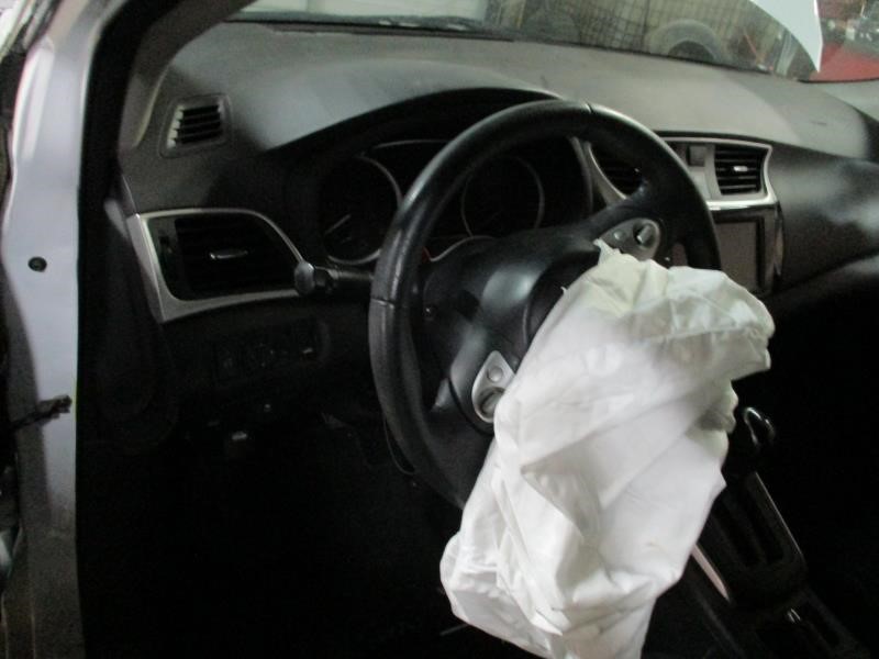 https://f005.backblazeb2.com/file/img-partshotlines-com/Inventory/EX26/Vehicle/79790_07.jpg