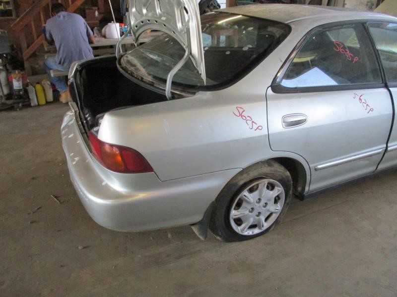 https://f005.backblazeb2.com/file/img-partshotlines-com/Inventory/EX26/Vehicle/80466_12.jpg