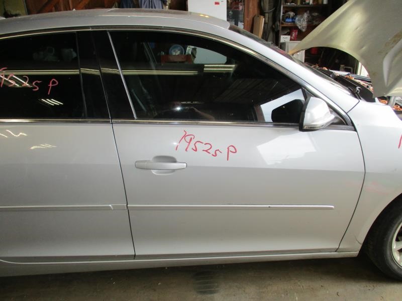 https://f005.backblazeb2.com/file/img-partshotlines-com/Inventory/EX26/Vehicle/81934_07.jpg