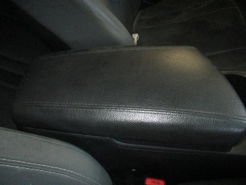 https://f005.backblazeb2.com/file/img-partshotlines-com/Inventory/EX26/Vehicle/82216_11.jpg