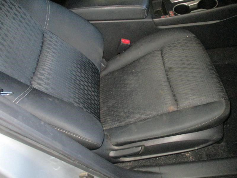 https://f005.backblazeb2.com/file/img-partshotlines-com/Inventory/EX26/Vehicle/82425_09.jpg
