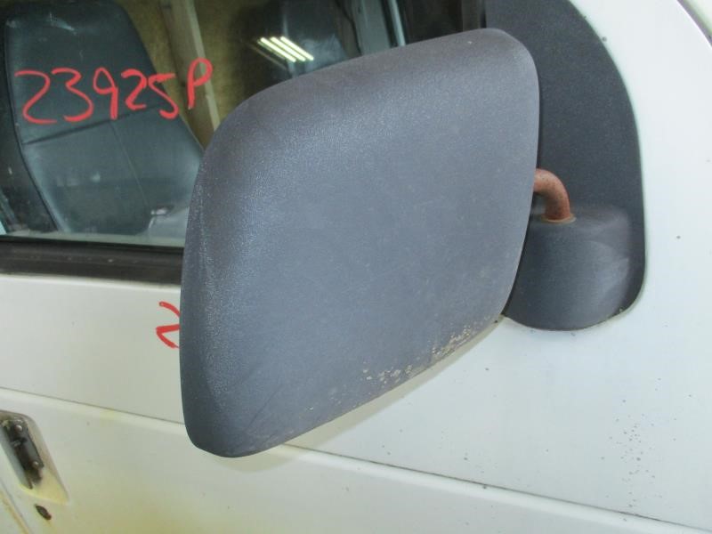 https://f005.backblazeb2.com/file/img-partshotlines-com/Inventory/EX26/Vehicle/82476_08.jpg