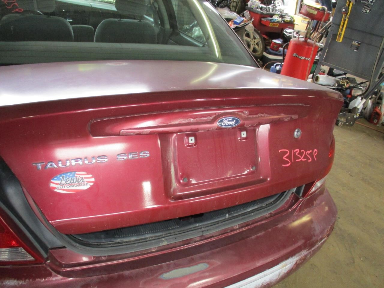 https://f005.backblazeb2.com/file/img-partshotlines-com/Inventory/EX26/Vehicle/82984_02.jpg