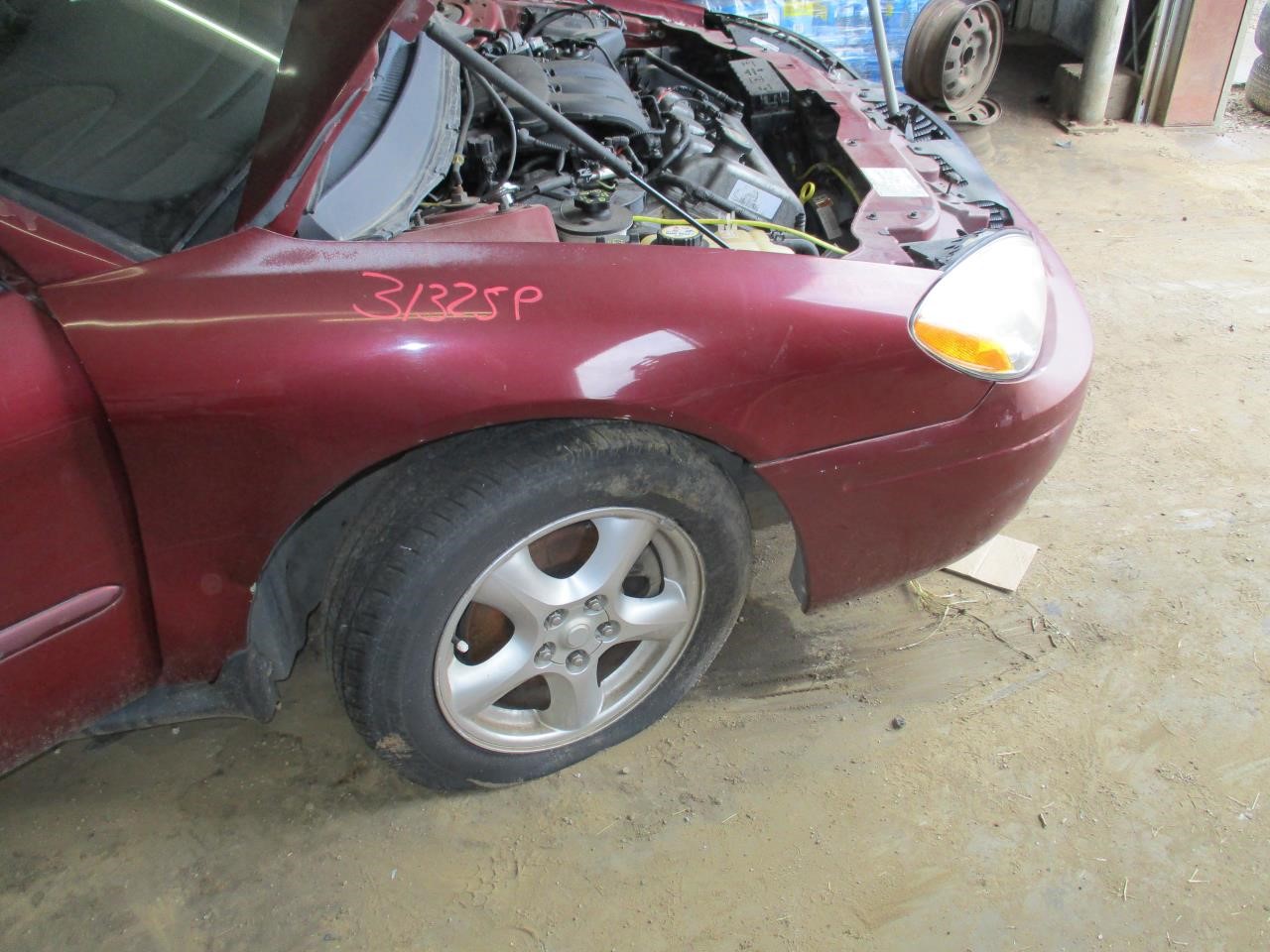 https://f005.backblazeb2.com/file/img-partshotlines-com/Inventory/EX26/Vehicle/82984_11.jpg