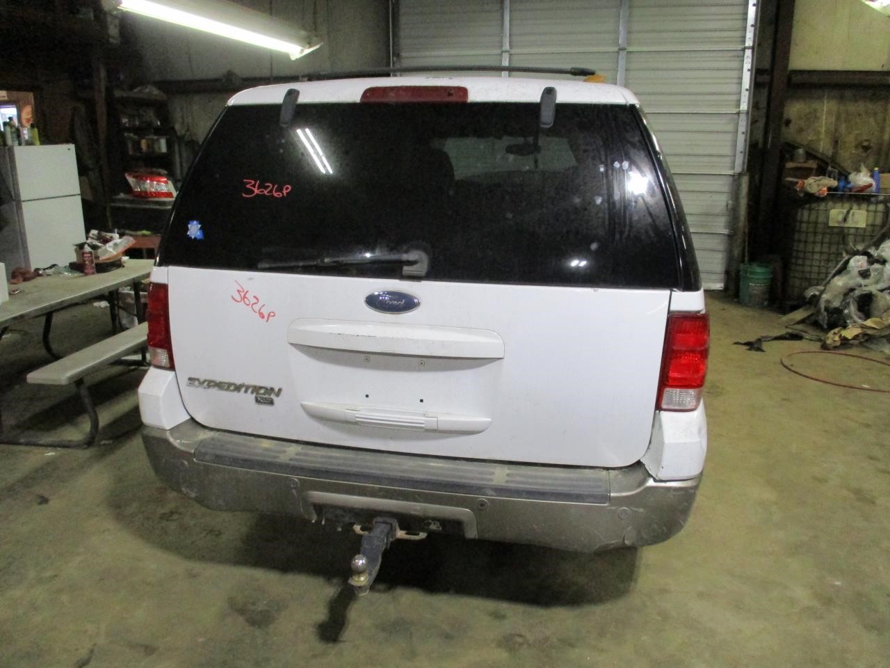 https://f005.backblazeb2.com/file/img-partshotlines-com/Inventory/EX26/Vehicle/83306_03.jpg