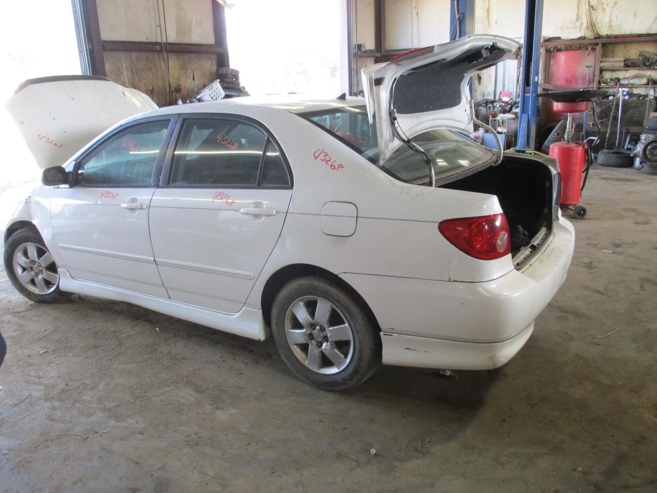https://f005.backblazeb2.com/file/img-partshotlines-com/Inventory/EX26/Vehicle/83380_01.jpg