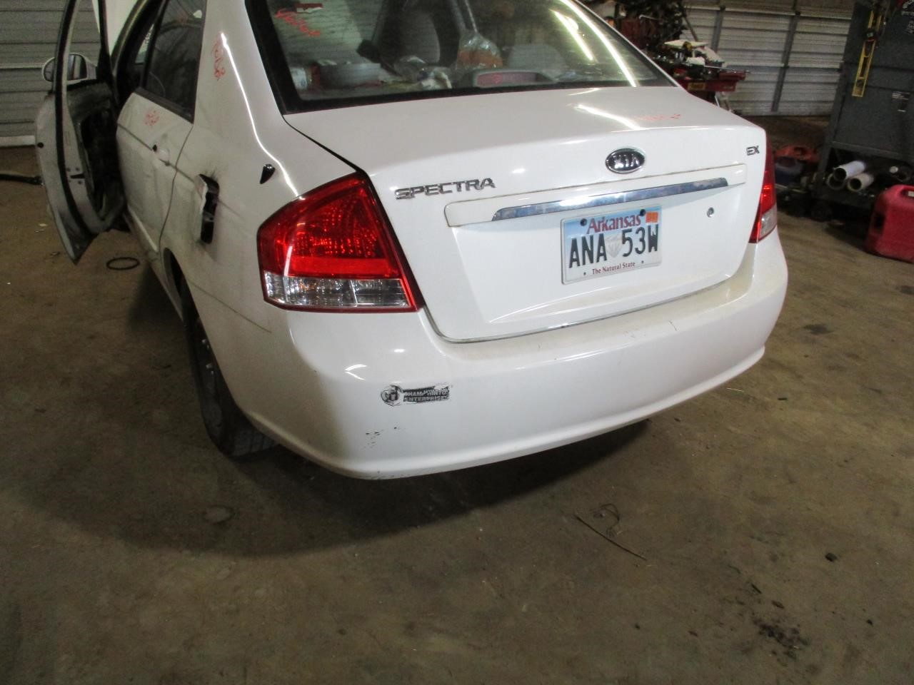 https://f005.backblazeb2.com/file/img-partshotlines-com/Inventory/EX26/Vehicle/83399_02.jpg