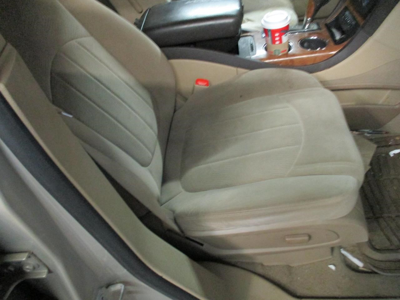 https://f005.backblazeb2.com/file/img-partshotlines-com/Inventory/EX26/Vehicle/83674_09.jpg
