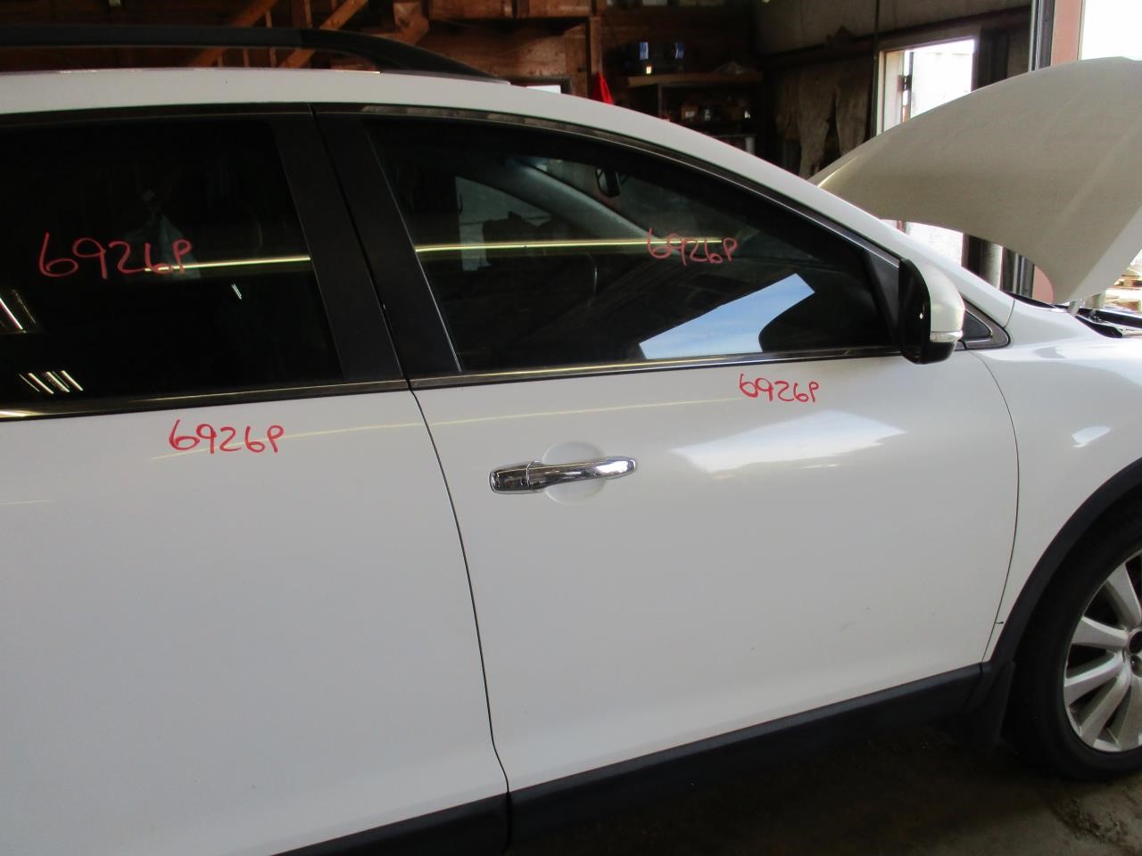https://f005.backblazeb2.com/file/img-partshotlines-com/Inventory/EX26/Vehicle/83734_06.jpg