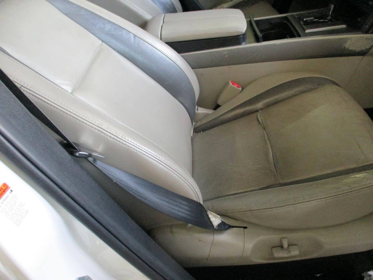 https://f005.backblazeb2.com/file/img-partshotlines-com/Inventory/EX26/Vehicle/83734_07.jpg