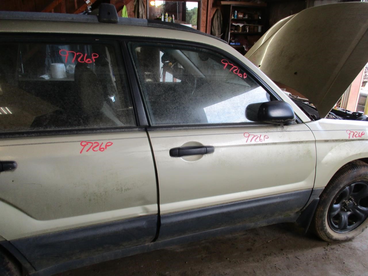 https://f005.backblazeb2.com/file/img-partshotlines-com/Inventory/EX26/Vehicle/84114_04.jpg