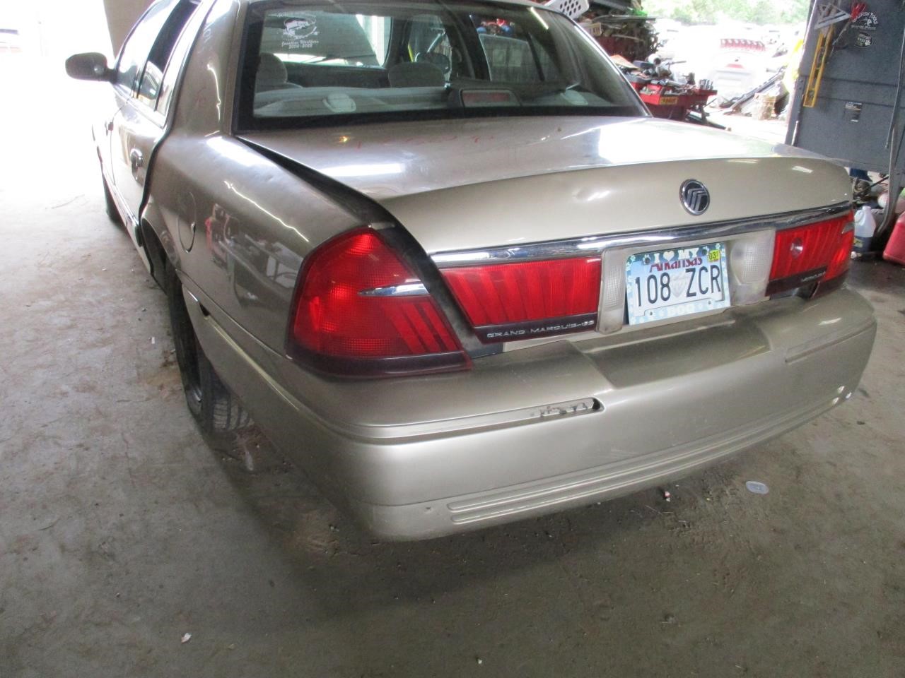 https://f005.backblazeb2.com/file/img-partshotlines-com/Inventory/EX26/Vehicle/84178_03.jpg