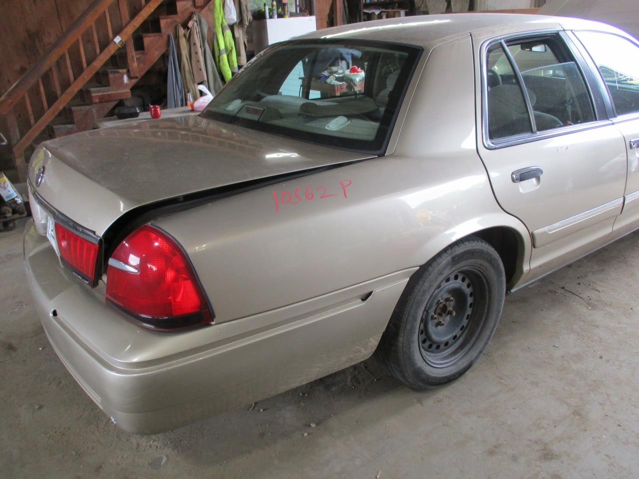 https://f005.backblazeb2.com/file/img-partshotlines-com/Inventory/EX26/Vehicle/84178_05.jpg