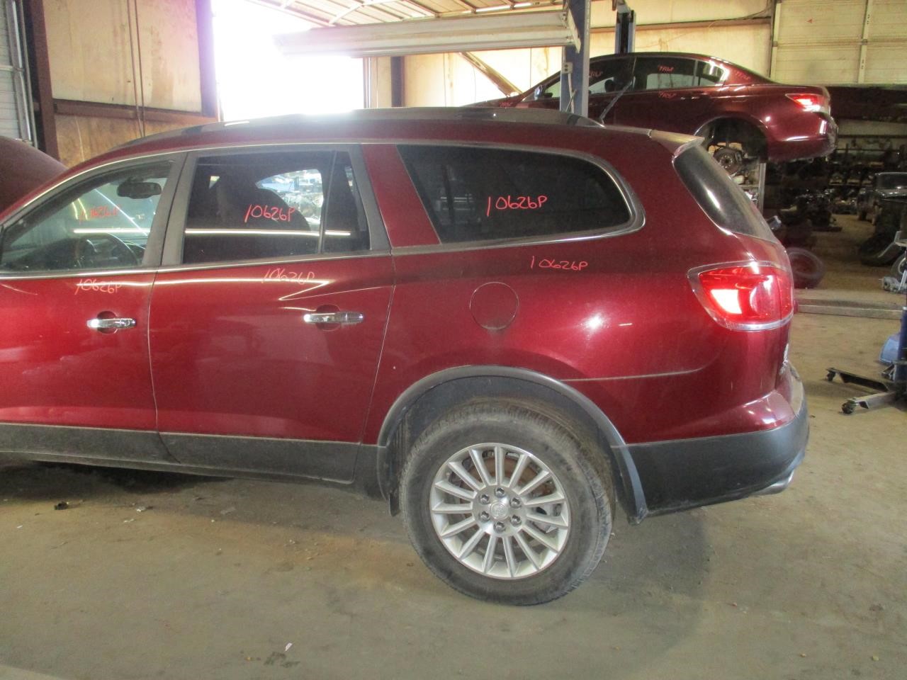 https://f005.backblazeb2.com/file/img-partshotlines-com/Inventory/EX26/Vehicle/84214_01.jpg
